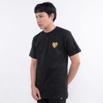 KAOS PRIA KATUN CASUAL SIMPLE LENGAN PENDEK HITAM ORIGINAL MATERNAL DISASTER | POIVE
