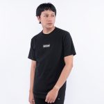 KAOS PRIA KATUN CASUAL SIMPLE LENGAN PENDEK HITAM ORIGINAL MATERNAL DISASTER | ENDUSTRY