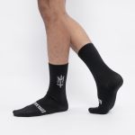 KAUS KAKI SOCKS PANJANG SIMPLE CASUAL PRIA WANITA HITAM ORIGINAL MATERNAL DISASTER | CORALE